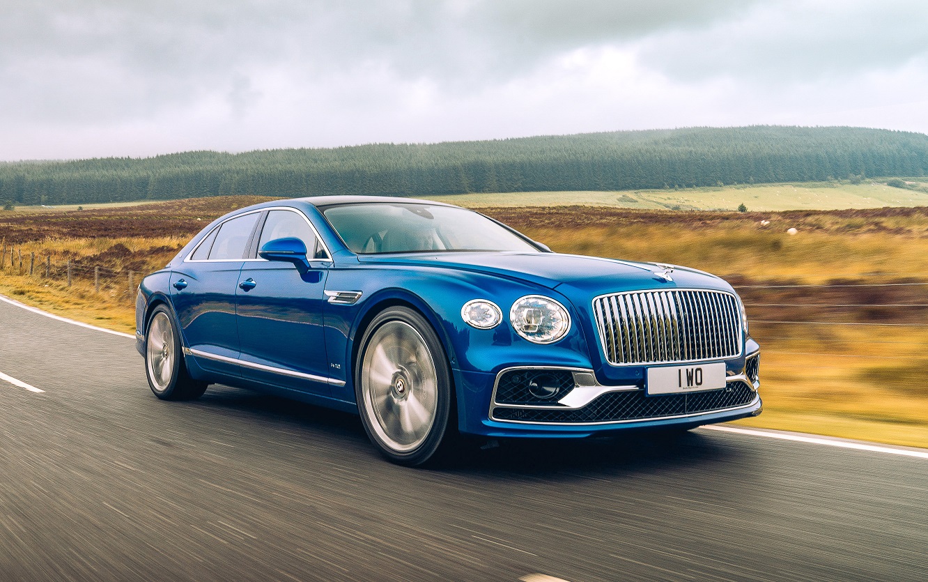 Компания Bentley заявила о рекордных продажах в 2021 году