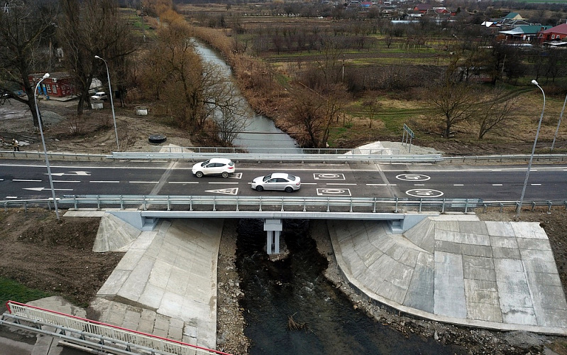 Два моста отремонтировали в Красноармейском районе Кубани