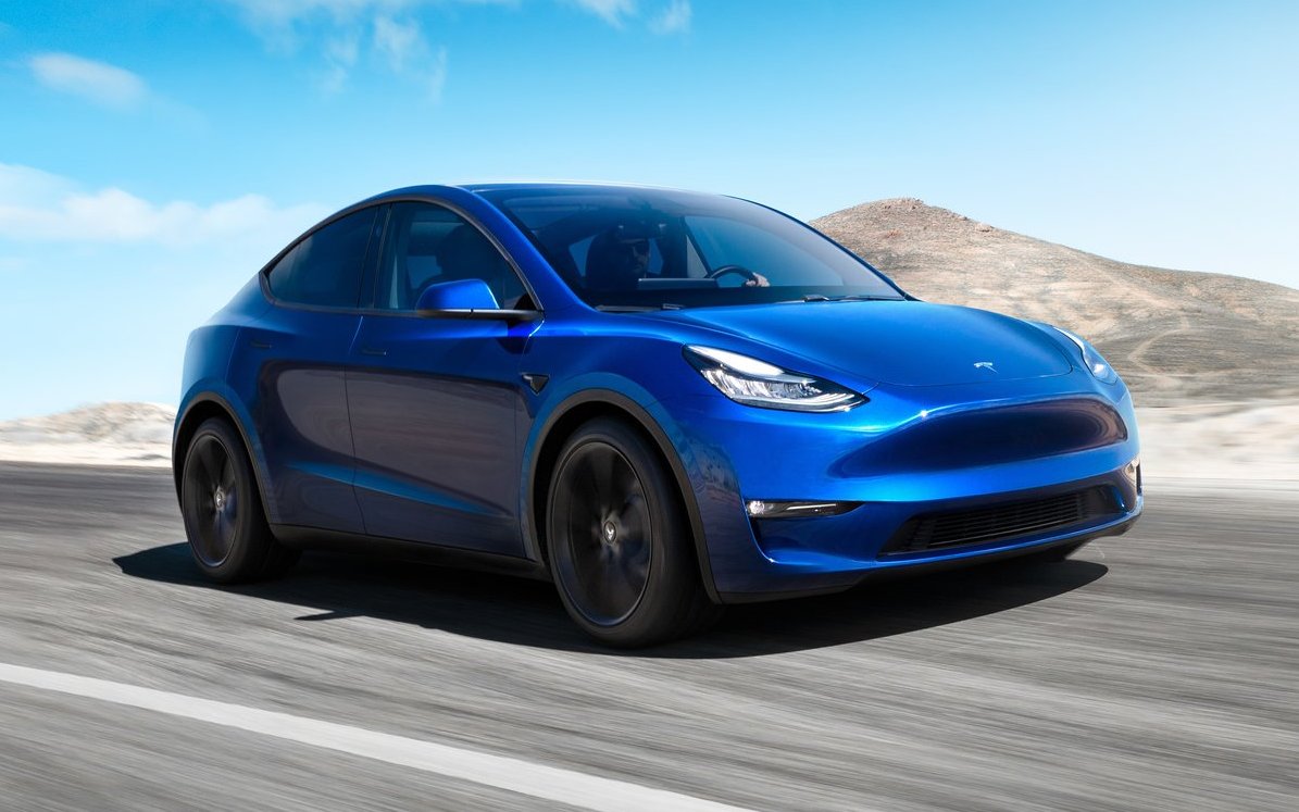 Tesla объявила о рекордных продажах своих электромобилей в 2021 году