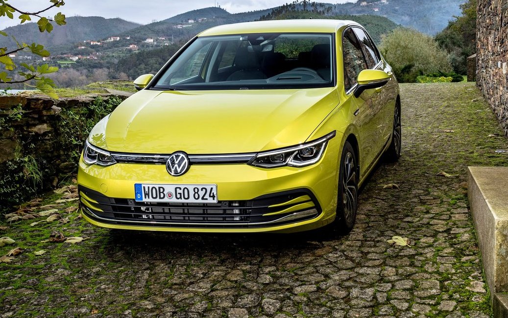 В России расширили оснащение Volkswagen Golf